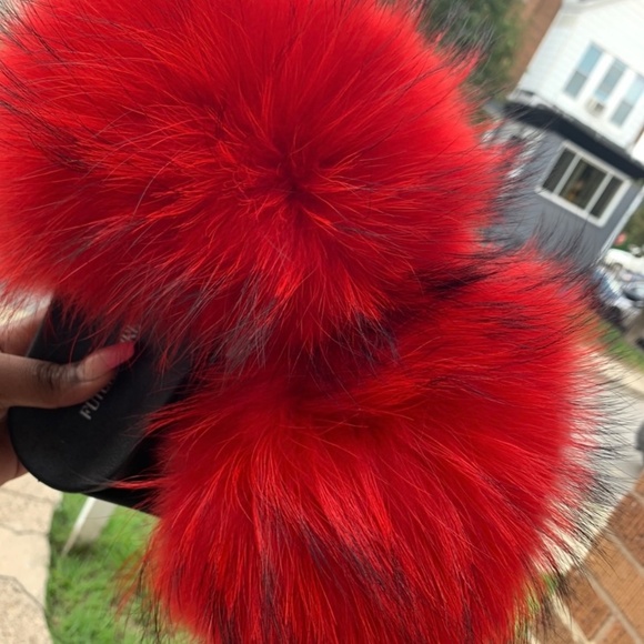 Red Real Fur Slides sizes 6.5,7,7.5,8,8.5 - Picture 3 of 4